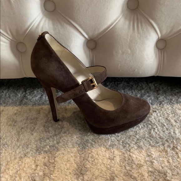 NEW Michael Kors Brown Suede Heels Sz 8 - Picture 3 of 5